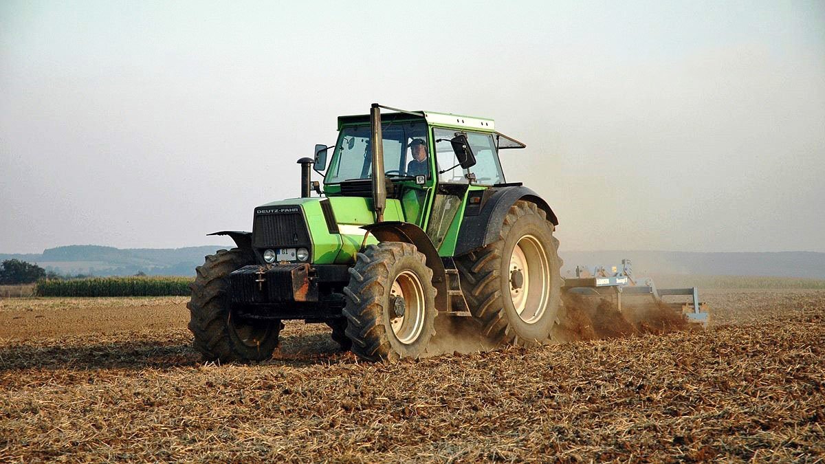 DEUTZ-FAHR DX 160 tractor