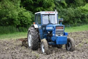Ford 7000 tractor