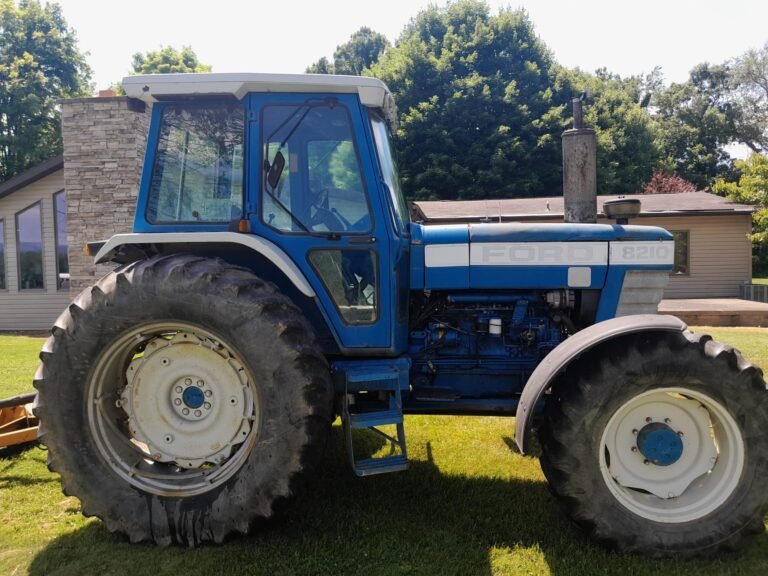 Ford 8210