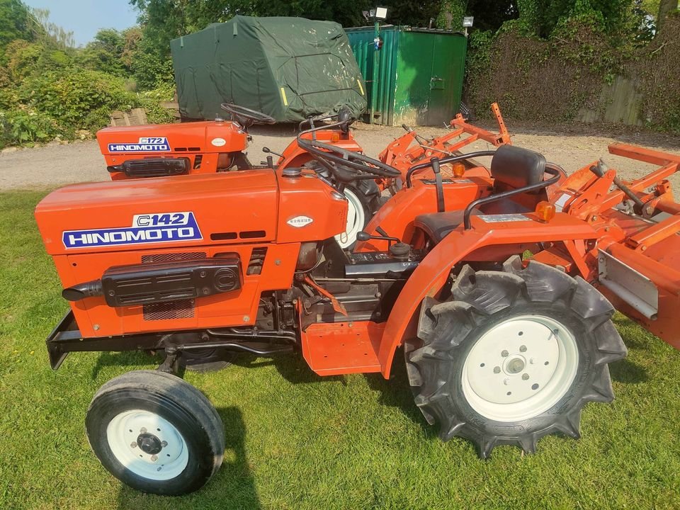 Hinomoto C142