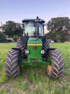 John Deere 2250