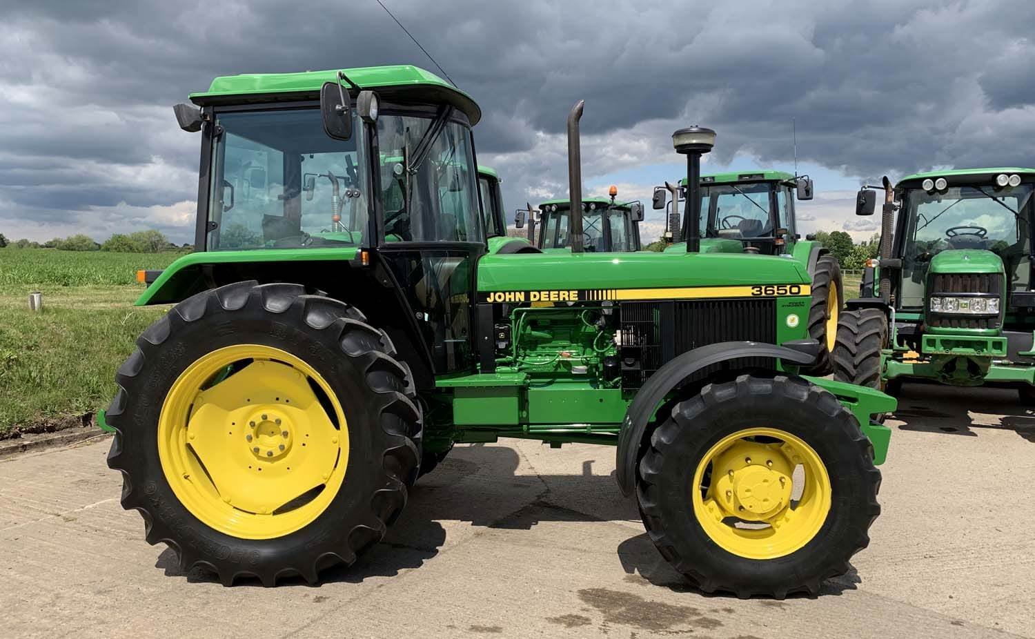 John Deere 3650