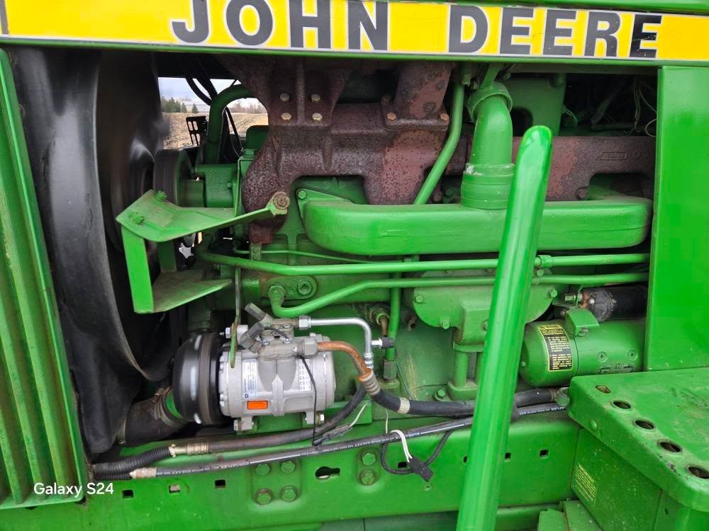 John Deere 4250