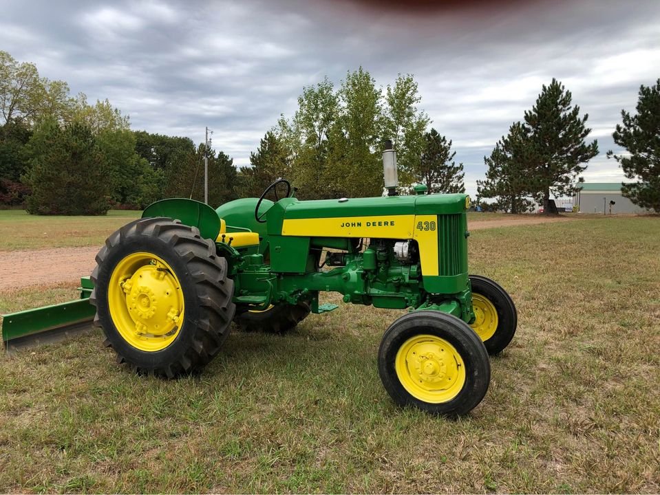 John Deere 430