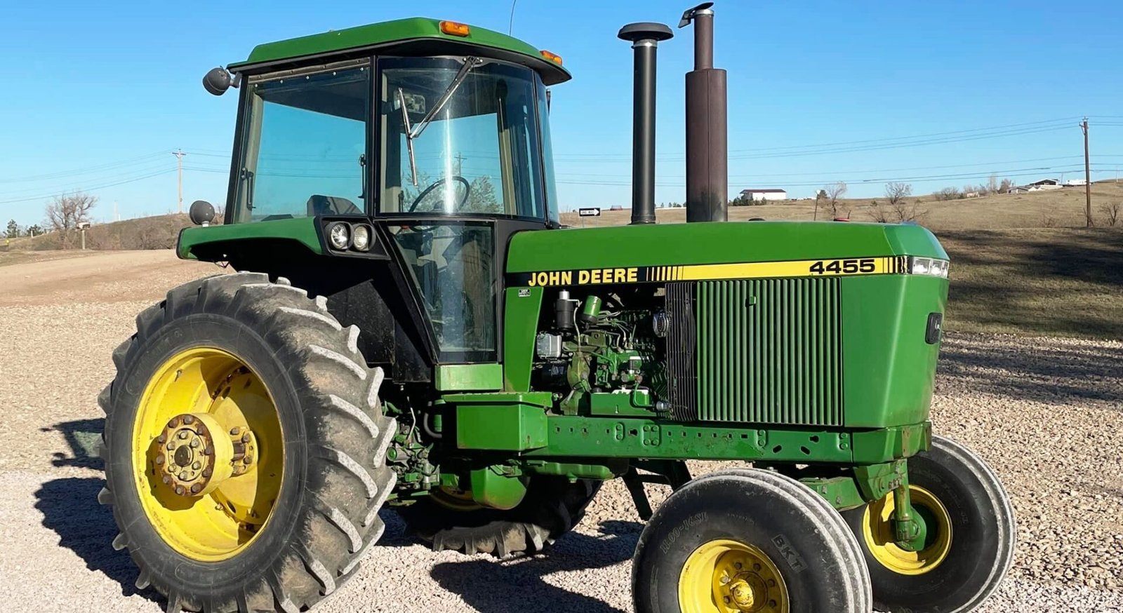 John Deere 4455
