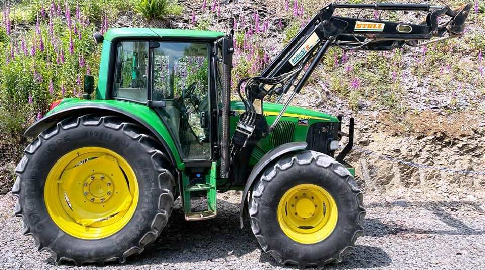 John Deere 6420