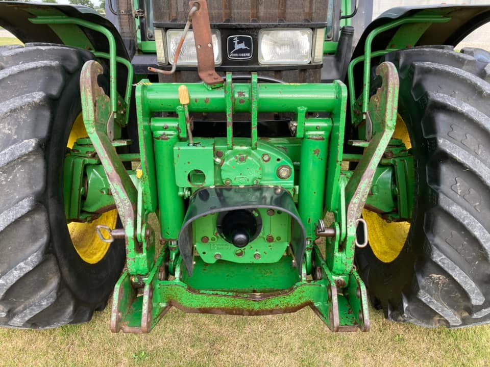 John Deere 6900 rear