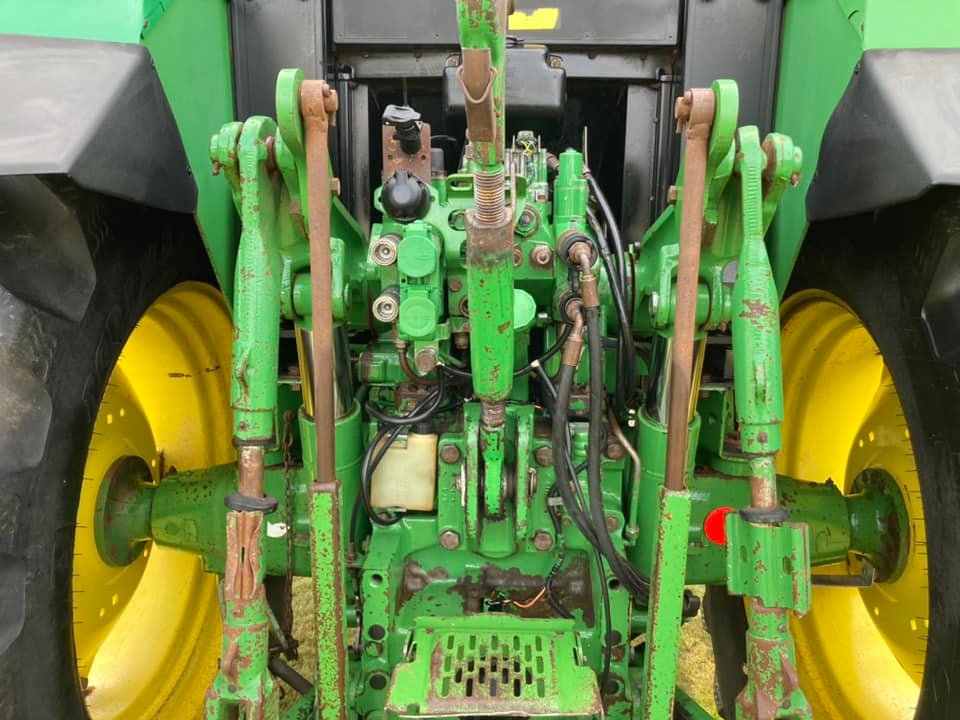 John Deere 6900 rear