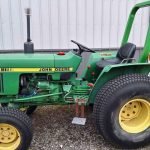 John Deere 750