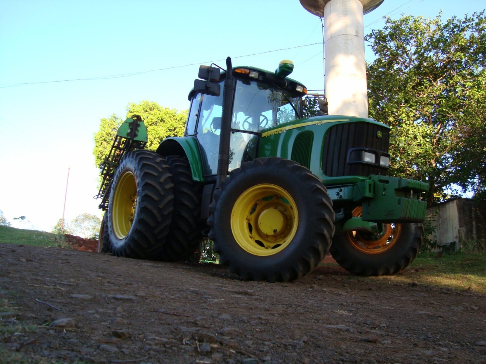 John Deere 7515