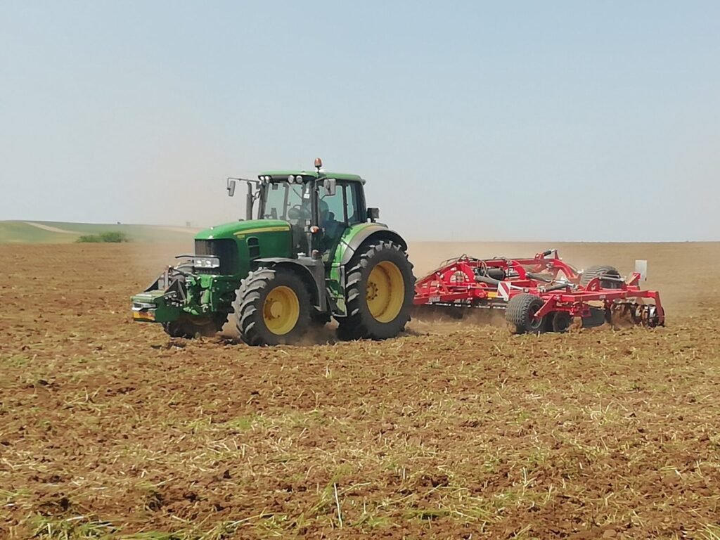John Deere 7530 Premium on fields