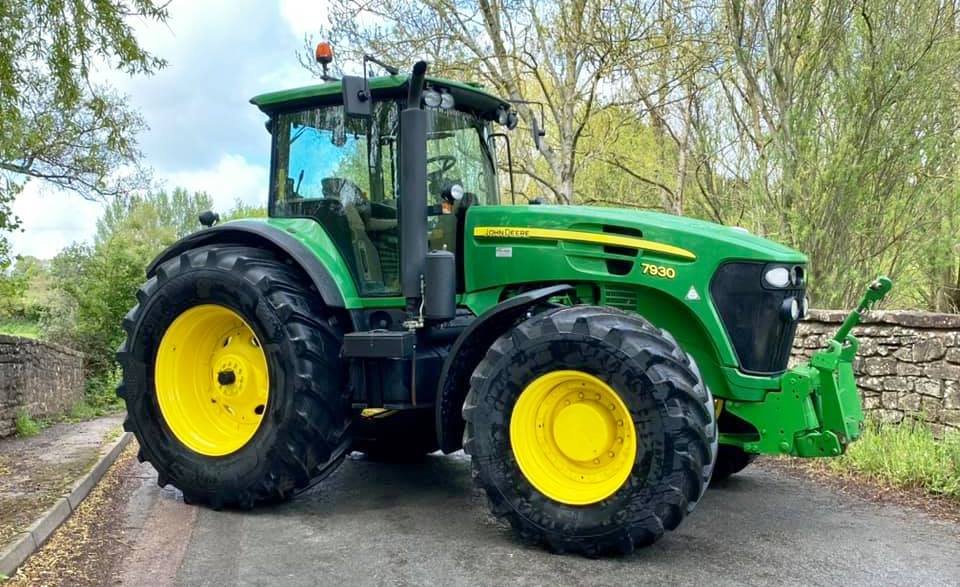 John Deere 7930
