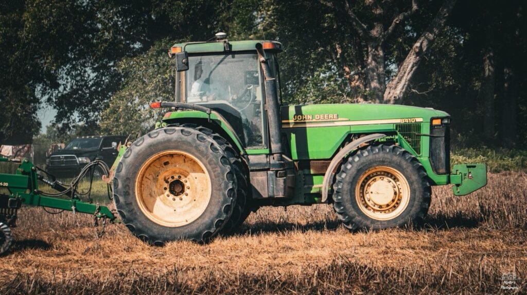 John Deere 8410