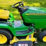 John Deere GT235