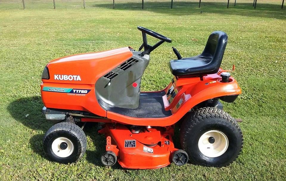 Kubota T1760