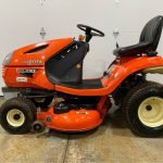 Kubota T2080