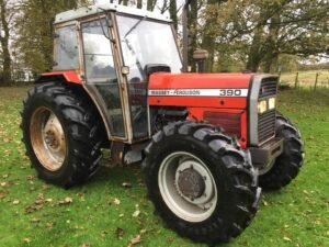 Massey Ferguson 390