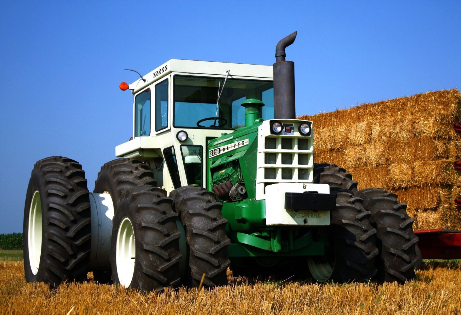 Oliver 2255