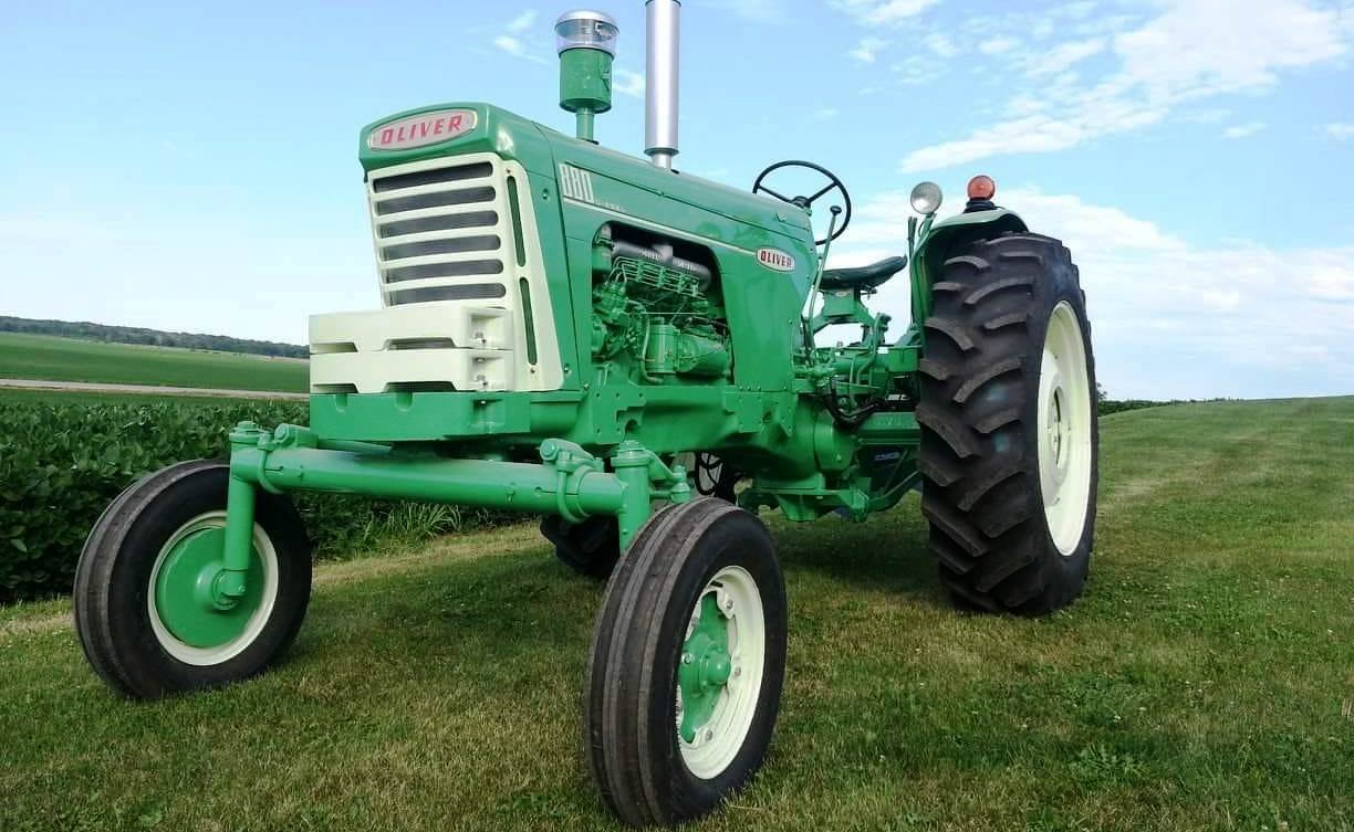 Oliver 770