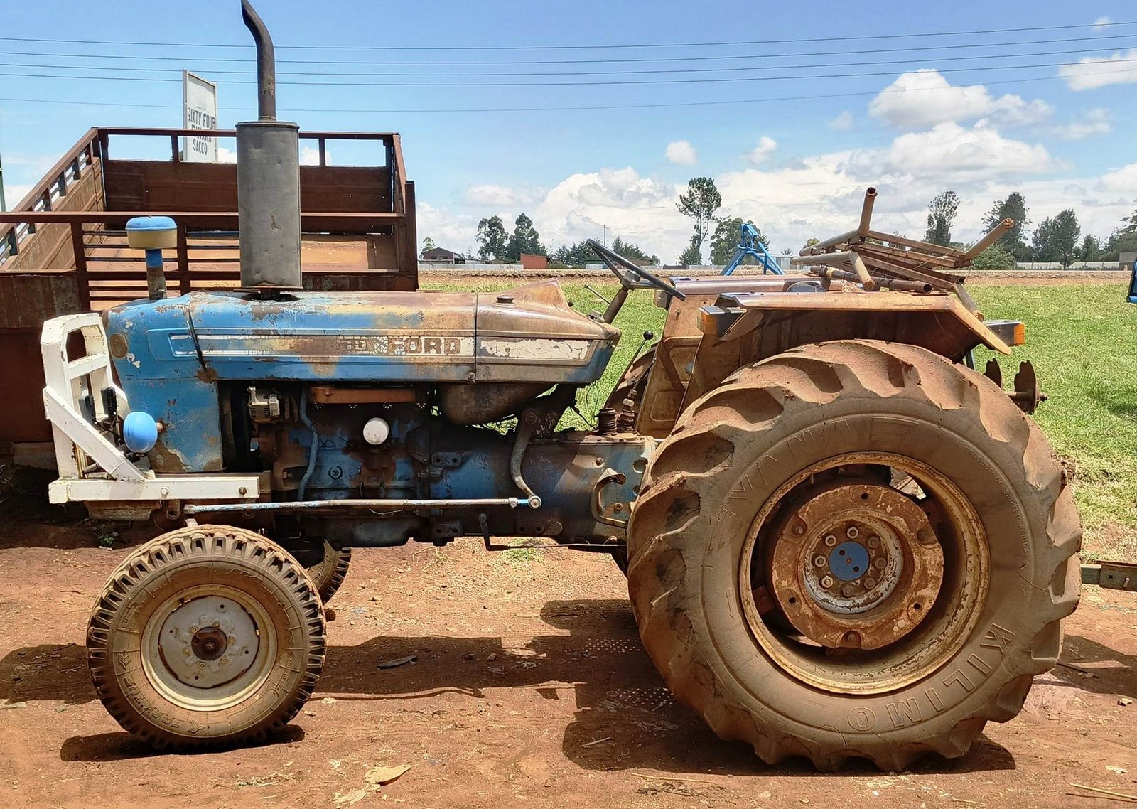 Ford 5600