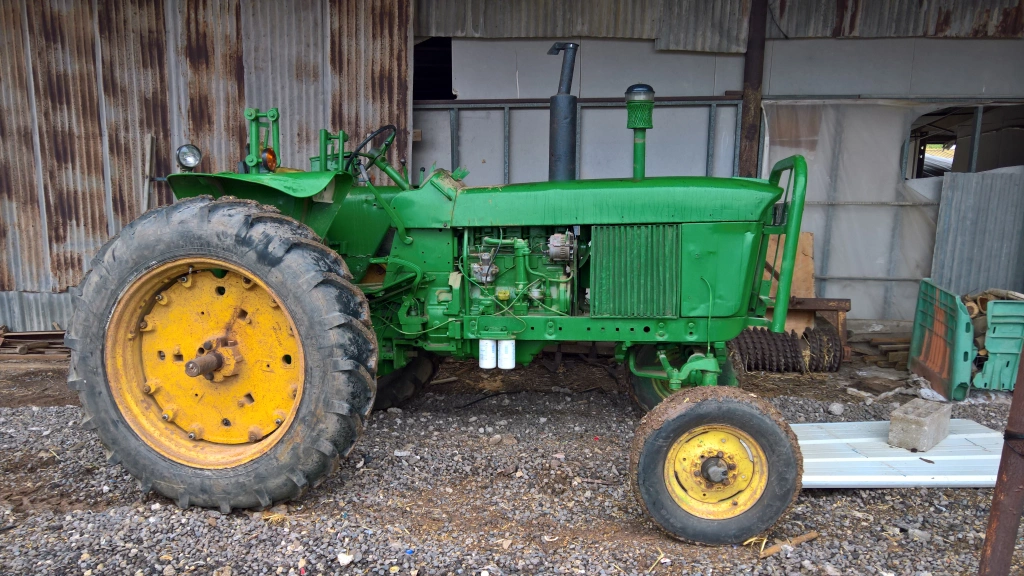 Before restoration John Deere 3020