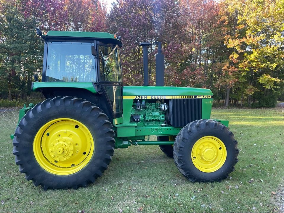John Deere 4450