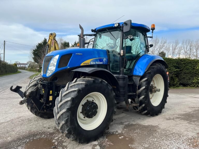 new holland t7070 tractor
