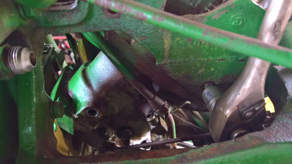 Jonn deere 3020 steering valve